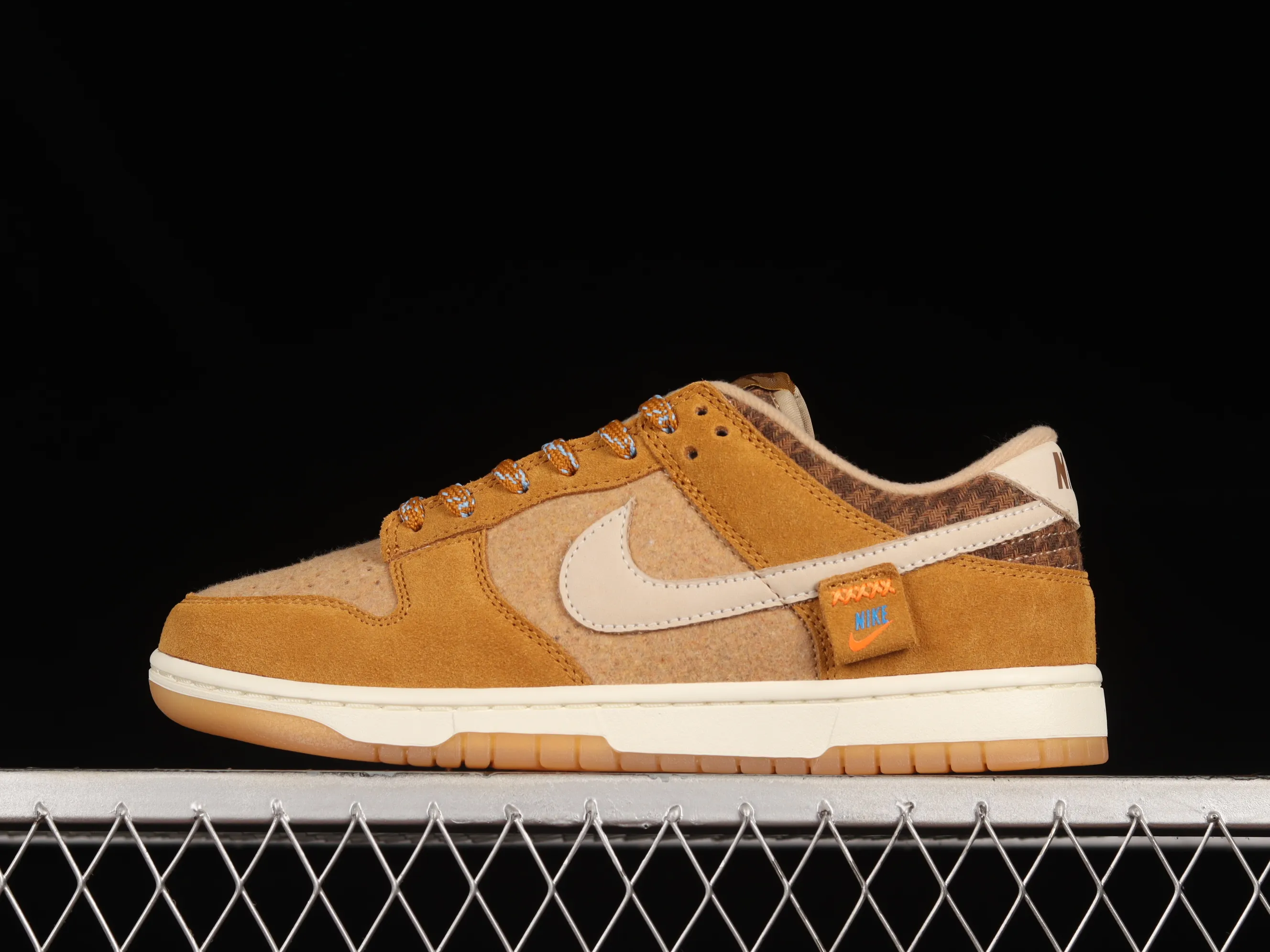 All categories Nk SB Dunk series Nk SB Dunk Low low-top sneakers Nk Dunk Low Xiongxiong joint name wheat color SB low-top sports and leisure sneakers DZ5350-288